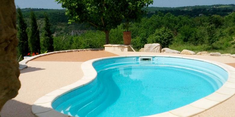 piscine-coque-polyster