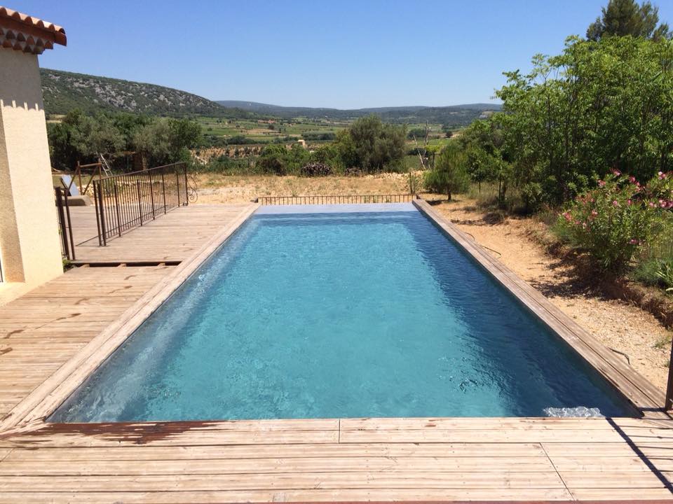piscine-traditionnelle-beton-clermont-lherault