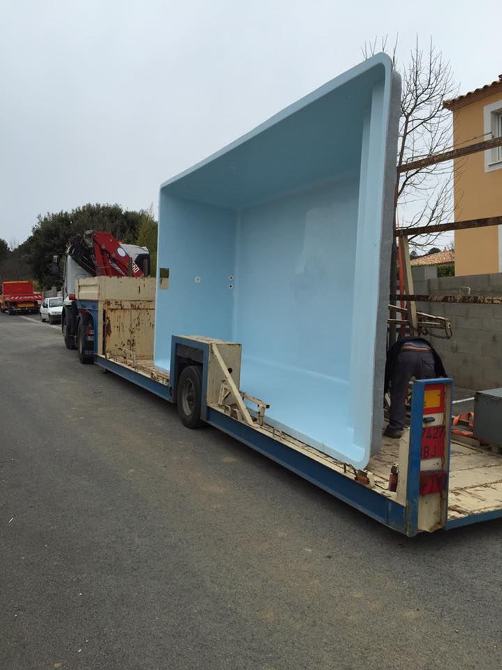 piscine-coque-polyester-clermont-lherault