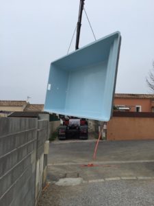 piscine-coque-polyester-clermont-lherault